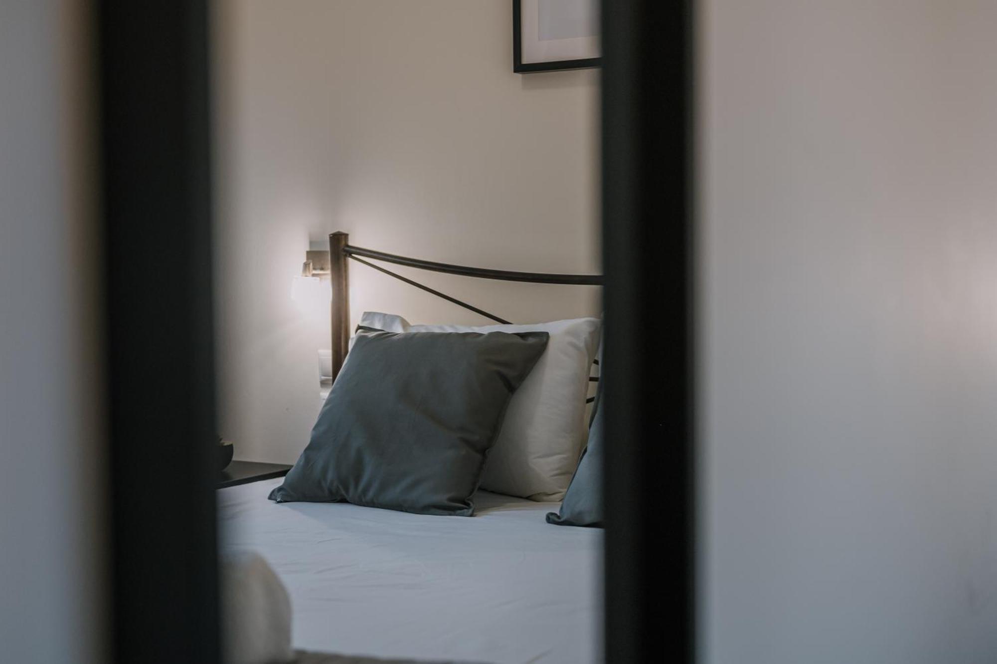 Hb Modern Apartments Tolón Room photo